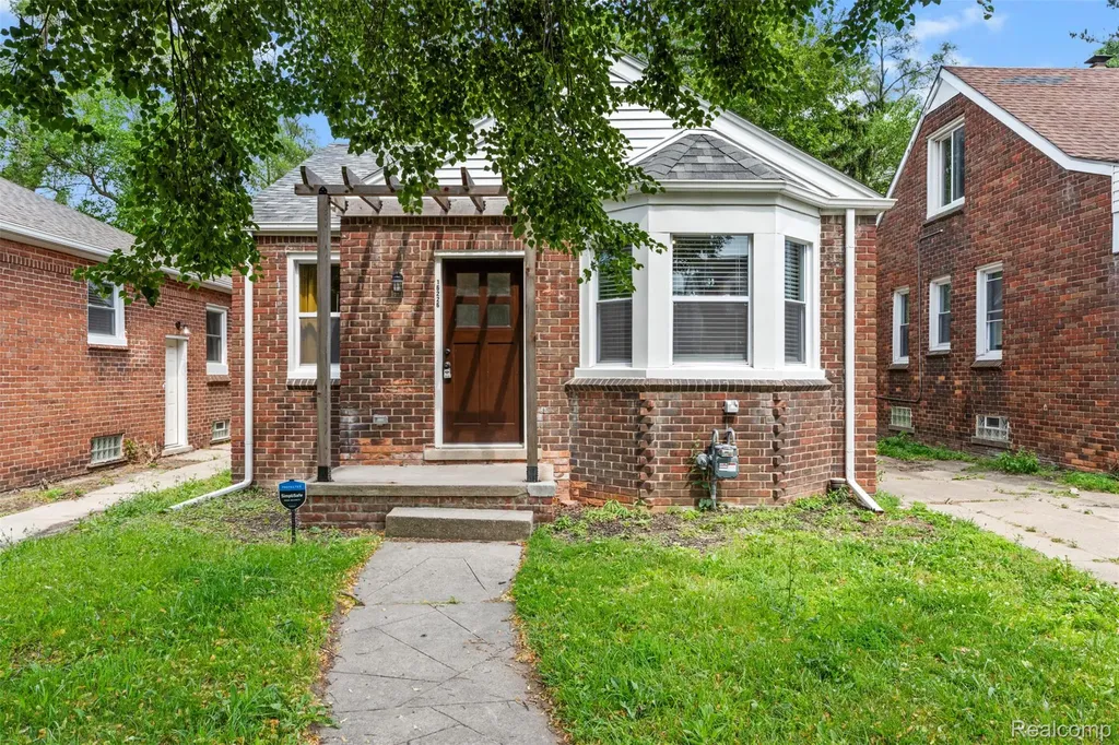 16226 Santa Rosa Drive Detroit City MI 48221