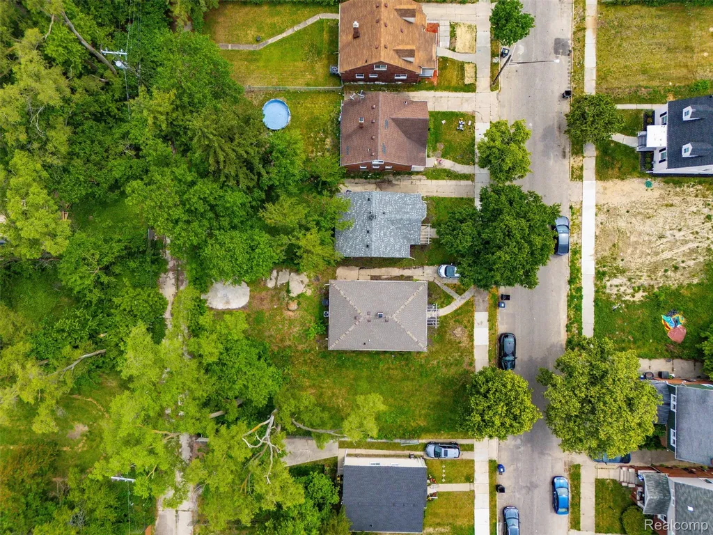 16226 Santa Rosa Drive Detroit City MI 48221