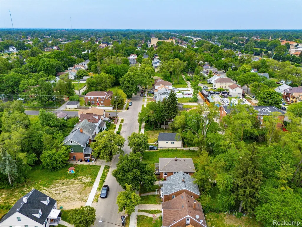 16226 Santa Rosa Drive Detroit City MI 48221