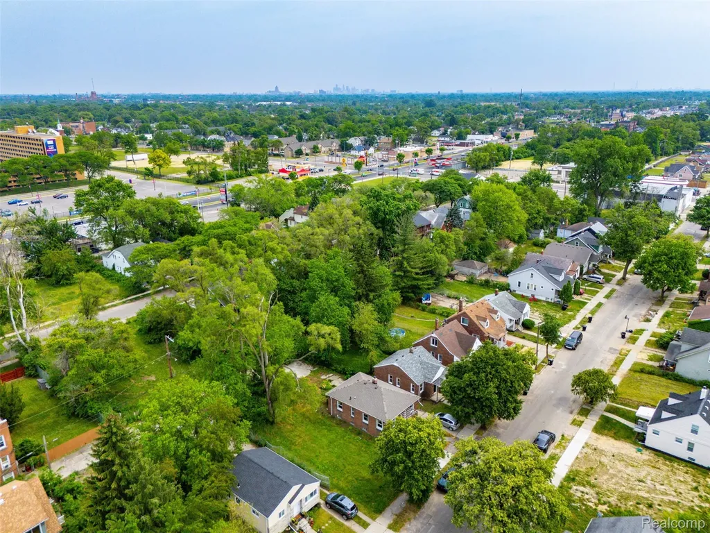 16226 Santa Rosa Drive Detroit City MI 48221