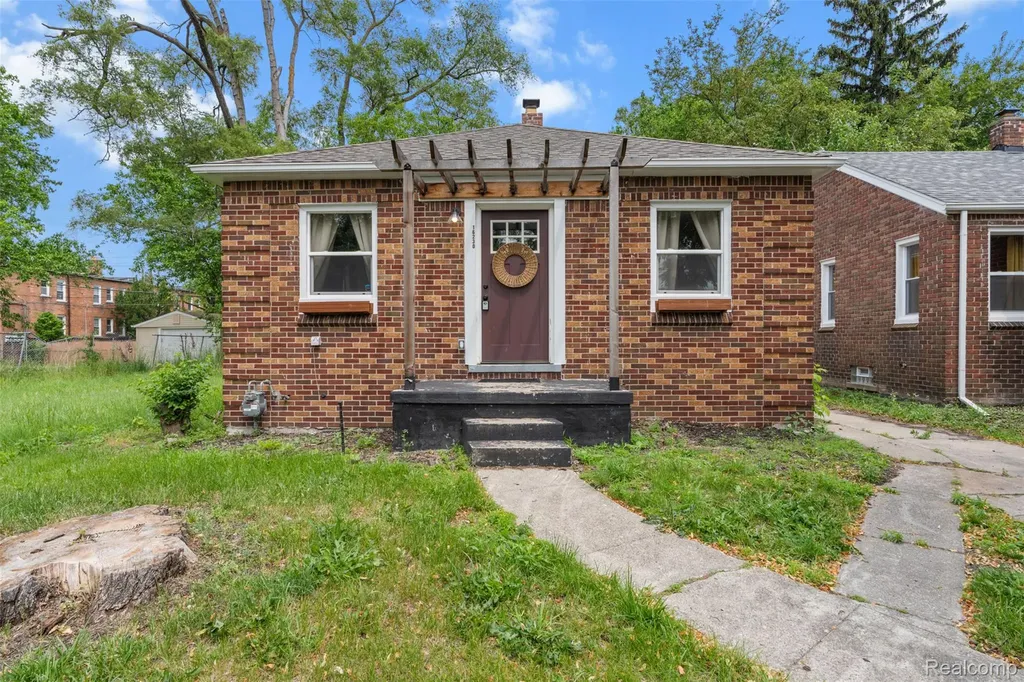 16226 Santa Rosa Drive Detroit City MI 48221