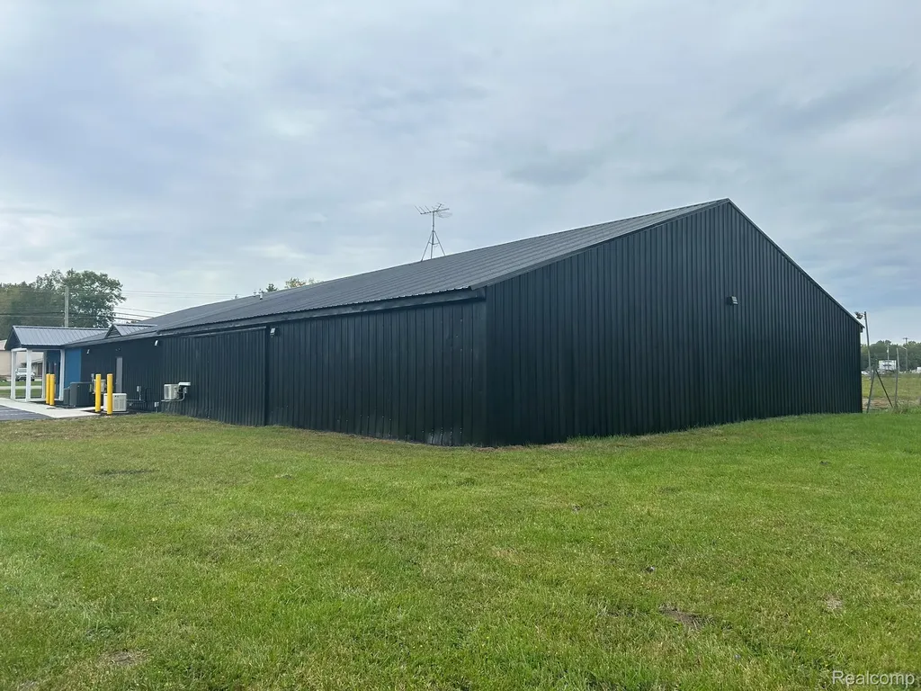 12519 M 140 South Haven City MI 49090
