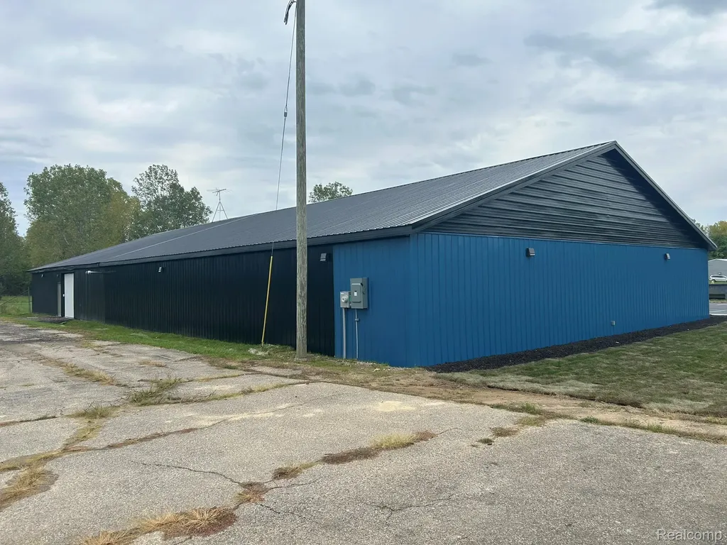12519 M 140 South Haven City MI 49090