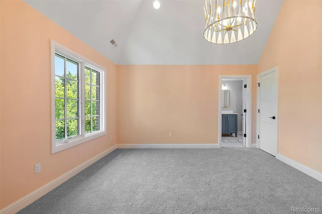 3268 Willis Drive Oakland Charter Township MI 48306