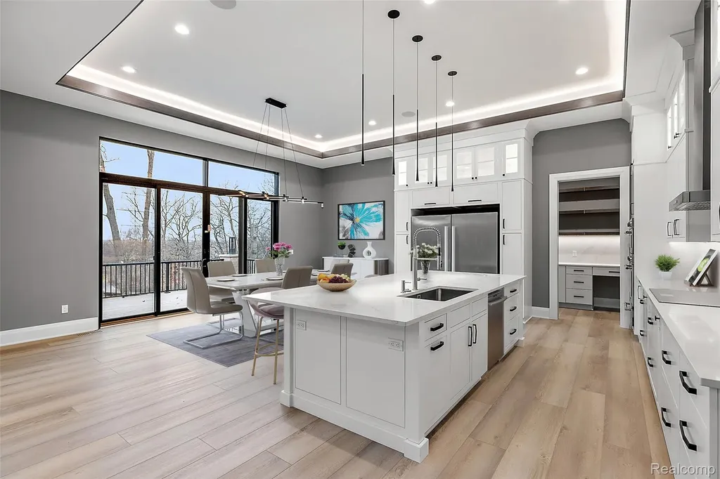 3082 Pompilio Drive Oakland Charter Township MI 48306