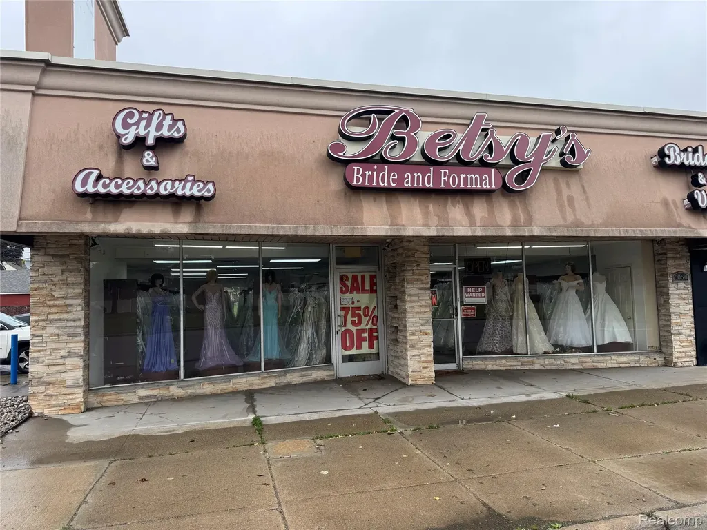 5050 E Greenfield Road Dearborn City MI 48126