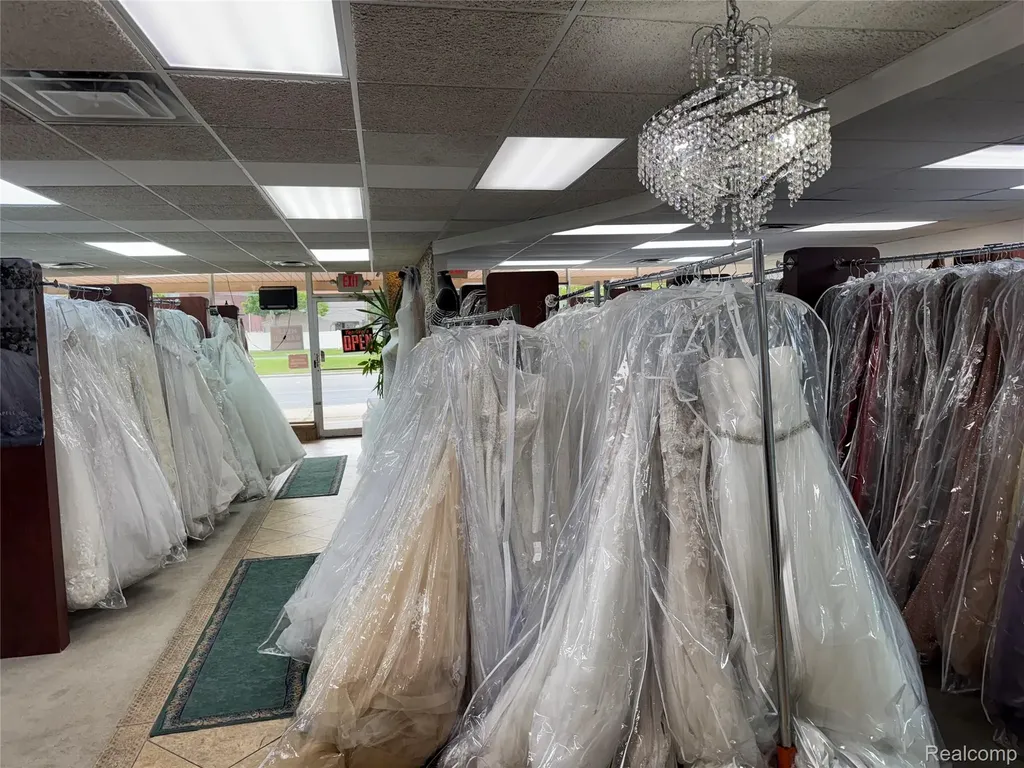 5050 E Greenfield Road Dearborn City MI 48126