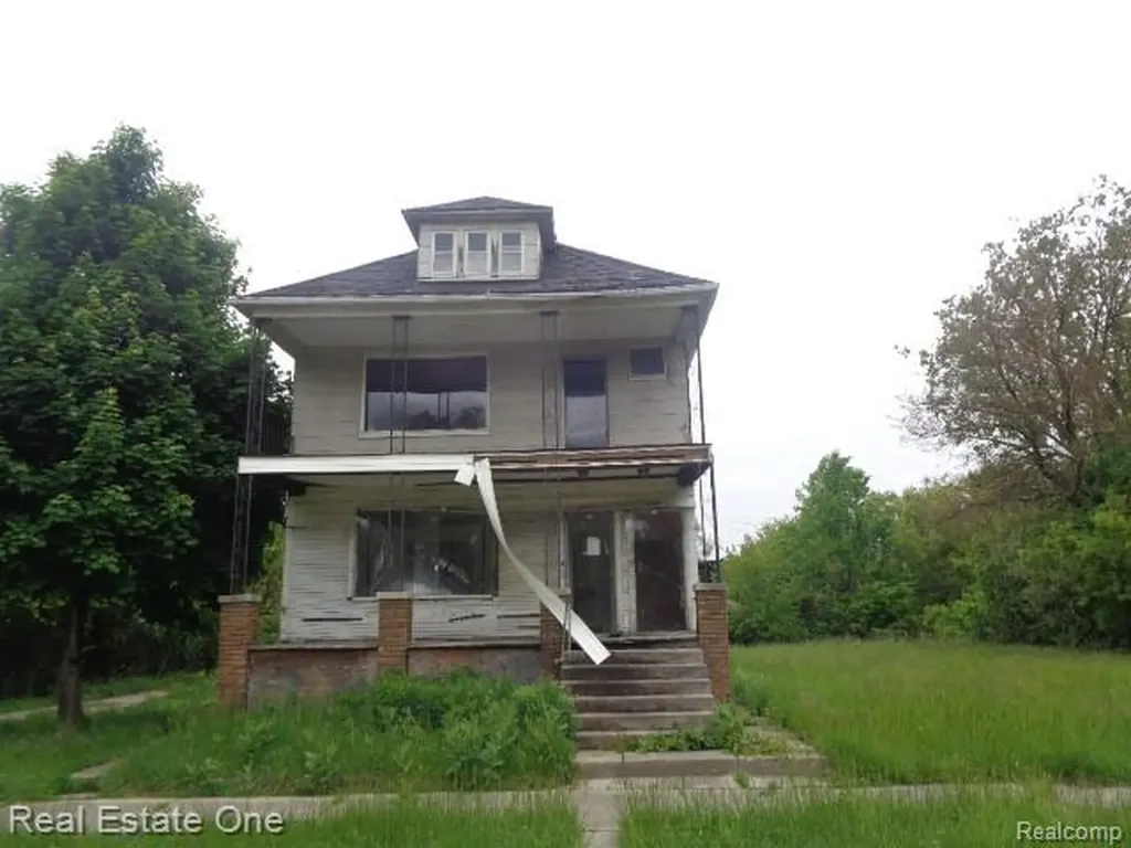 8167 Woodlawn Street Detroit City MI 48213