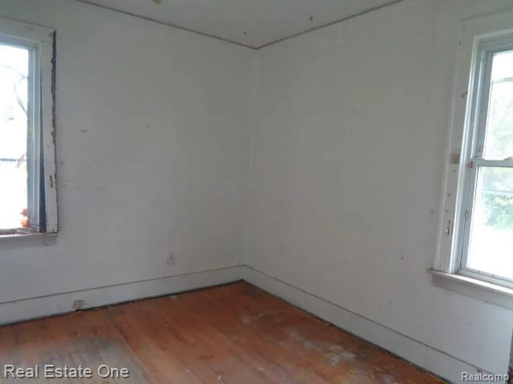 8167 Woodlawn Street Detroit City MI 48213