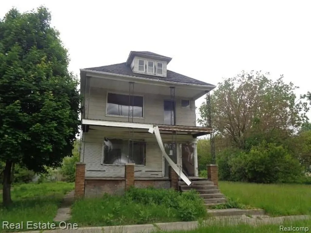 8167 Woodlawn Street Detroit City MI 48213