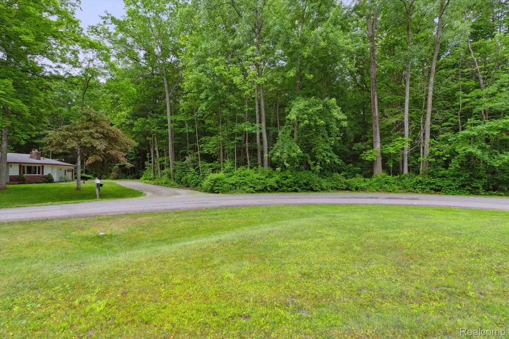 Lot #9 Thornton Lane Clyde Township MI 48049