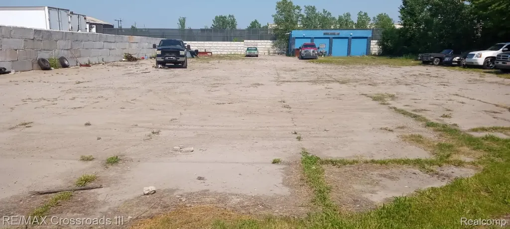 9400 Roselawn Street Detroit City MI 48204