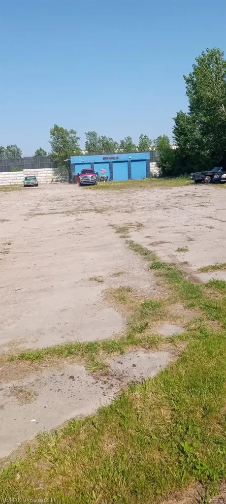 9400 Roselawn Street Detroit City MI 48204