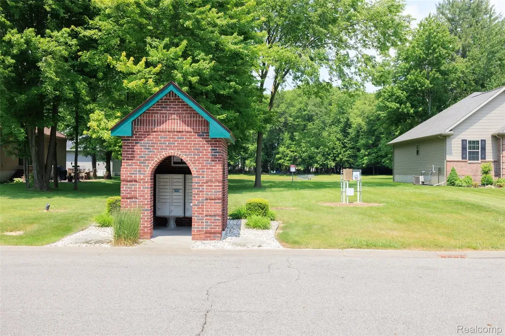 3408 N Burwick Drive Port Huron Charter Township MI 48060