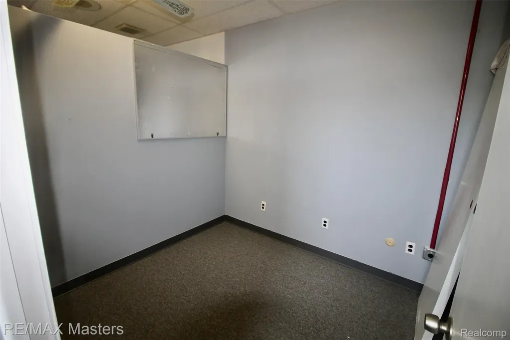 33053 W Jefferson Avenue Brownstown Charter Township MI 48173