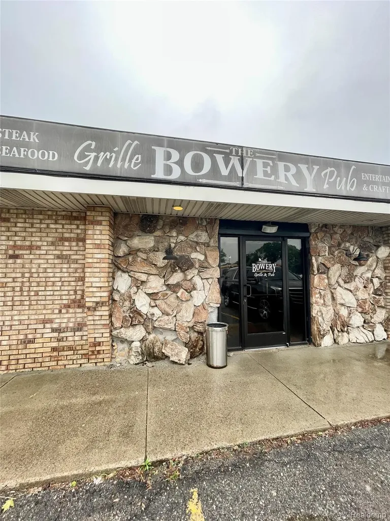 41275 Ford Road Canton Charter Township MI 48187