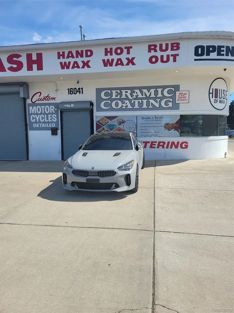 16041 W 7 Mile Road Detroit City MI 48235