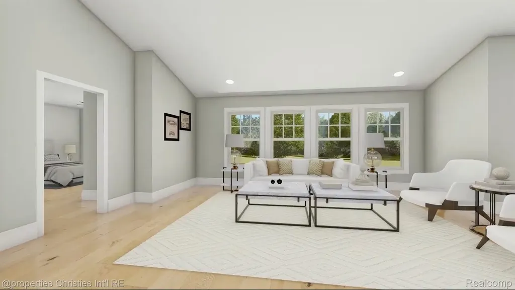 211 Peregrine Street Rochester Hills City MI 48309