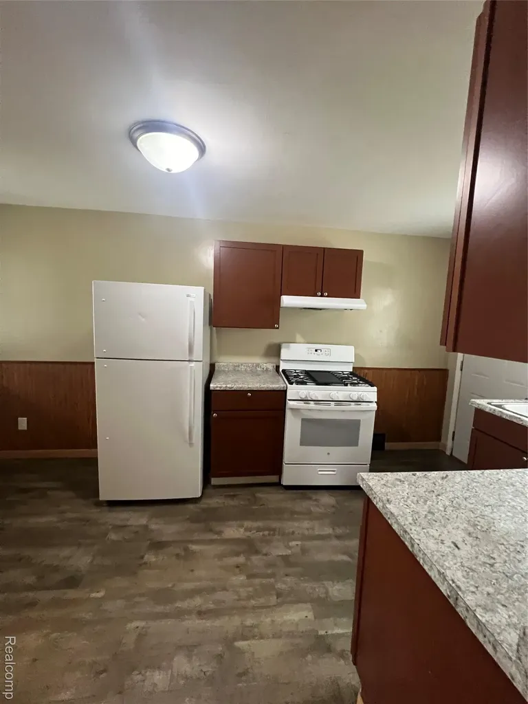 1509 Monroe Street Saginaw City MI 48602