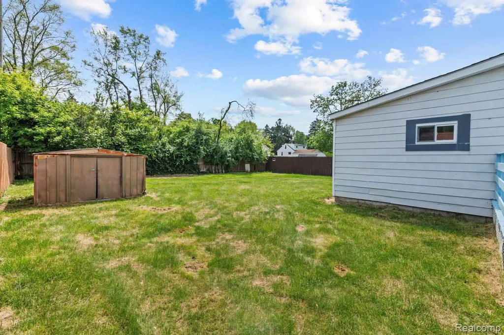 950 Auburndale Avenue Ypsilanti City MI 48198