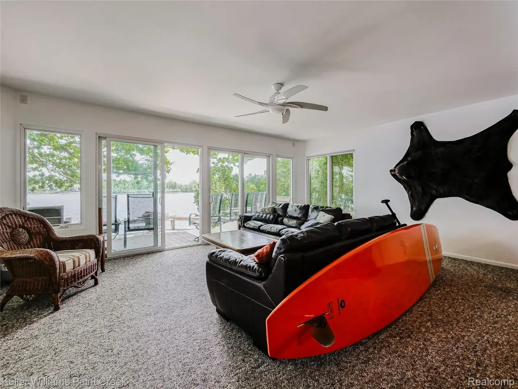 227 Ora Road Oxford Charter Township MI 48371