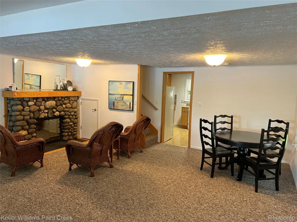 227 Ora Road Oxford Charter Township MI 48371