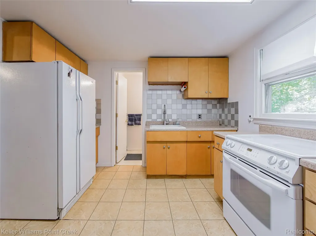 227 Ora Road Oxford Charter Township MI 48371