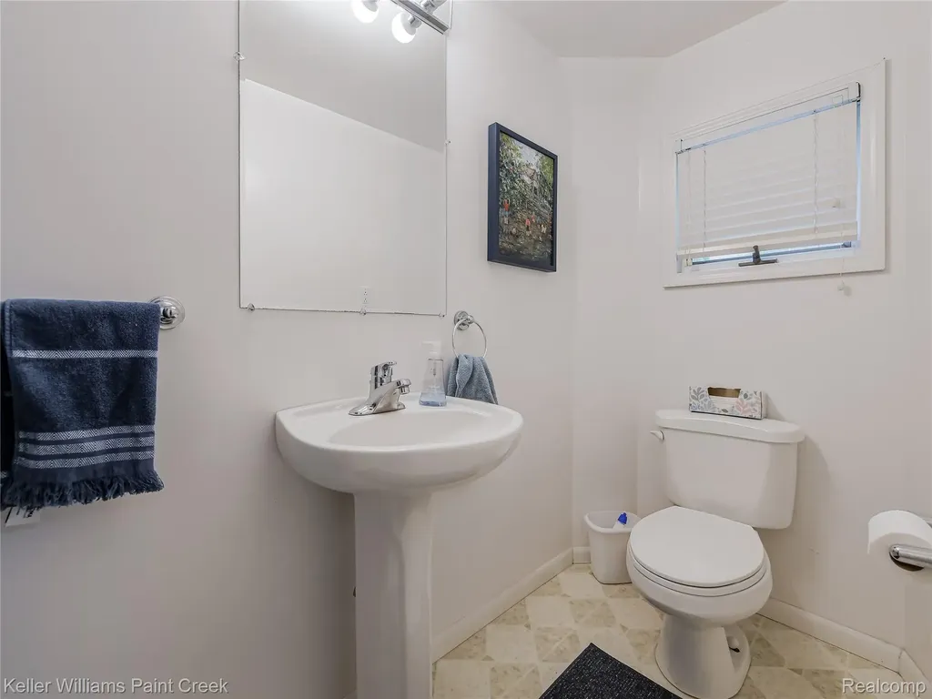 227 Ora Road Oxford Charter Township MI 48371