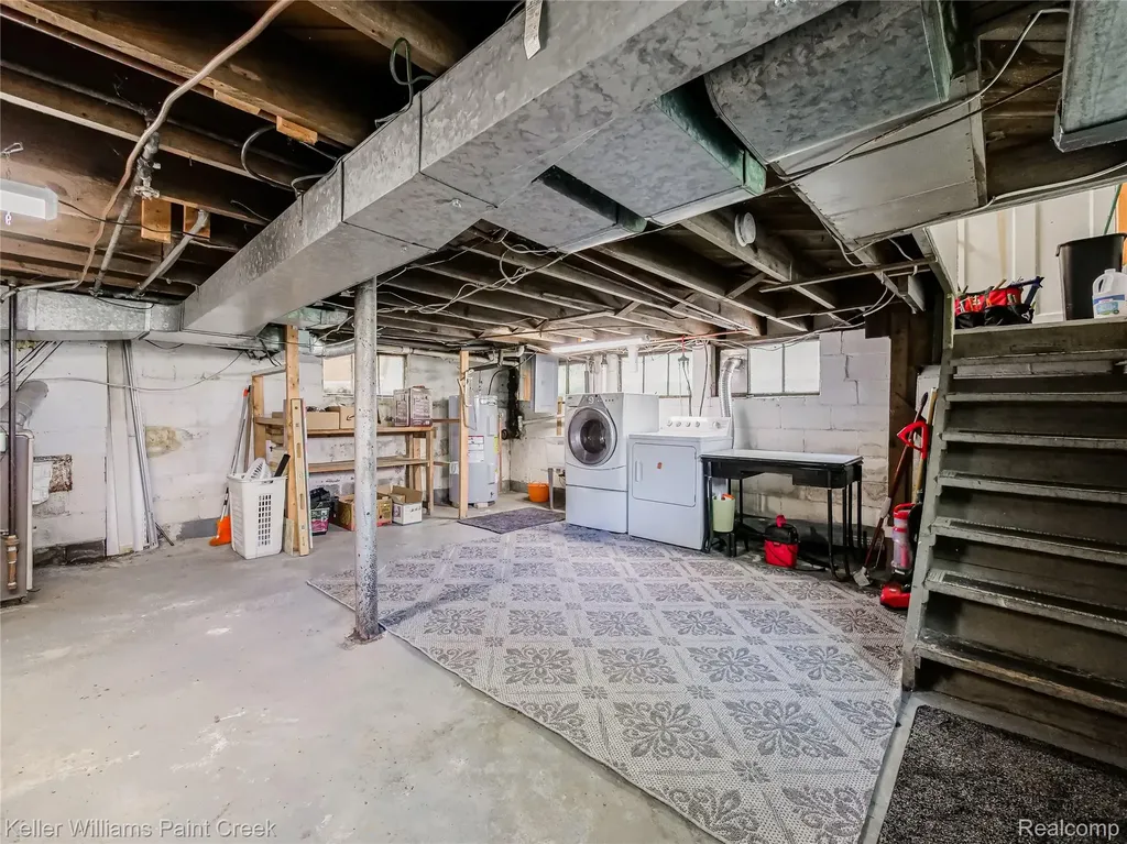 227 Ora Road Oxford Charter Township MI 48371