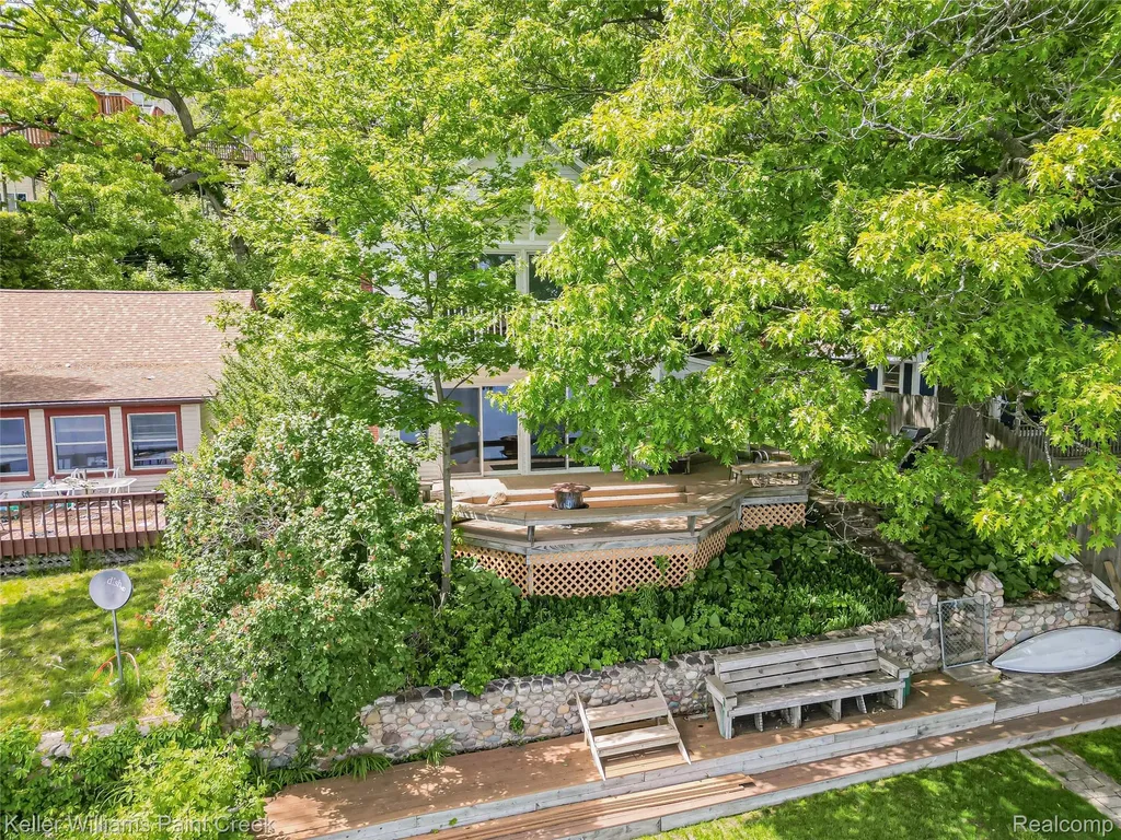 227 Ora Road Oxford Charter Township MI 48371