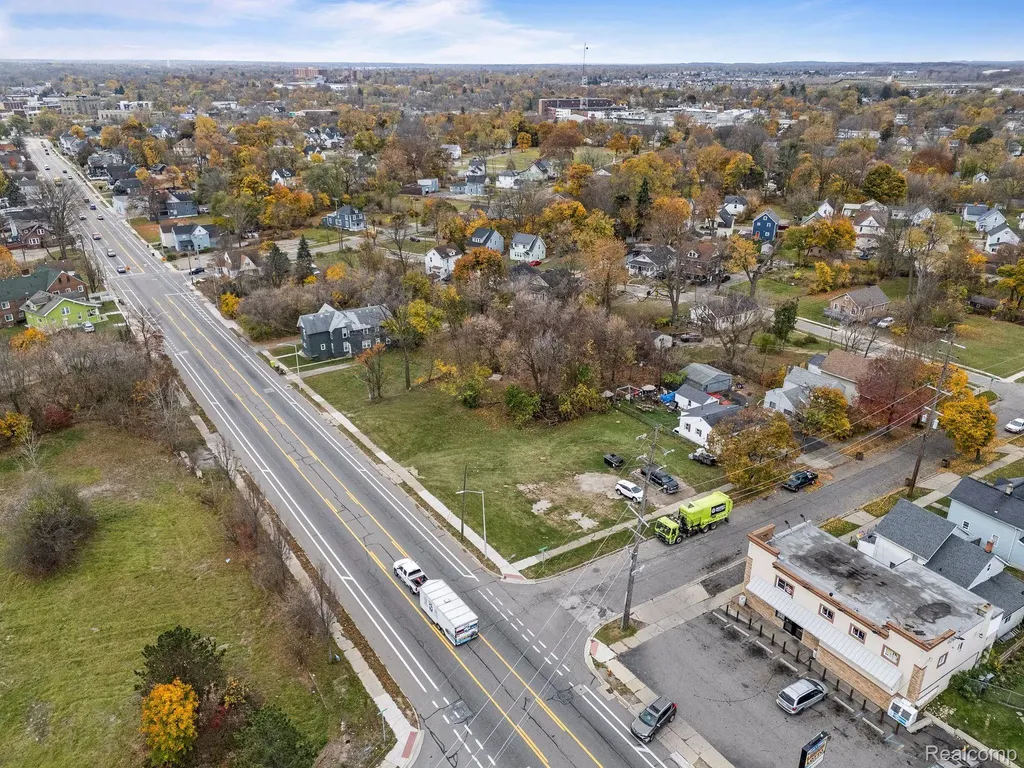 431 N Perry Street Pontiac City MI 48342