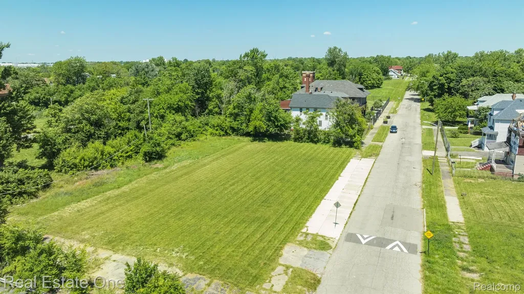 1075 Coplin Street Detroit City MI 48215