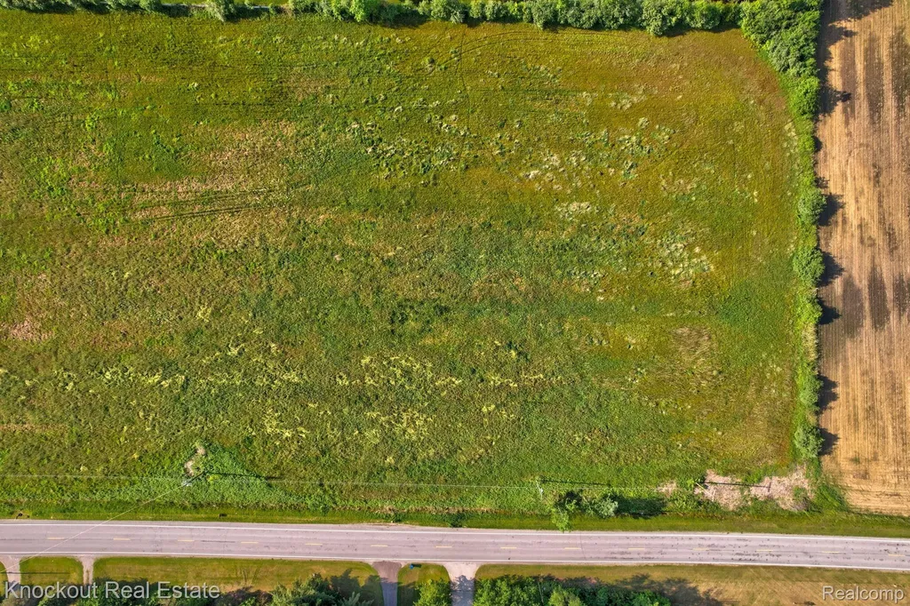 Vl Fort Road Bridgeport Charter Township MI 48415
