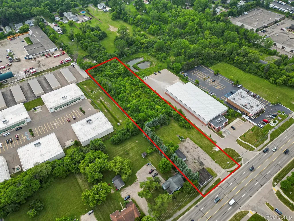2137 N Opdyke Road Auburn Hills City MI 48326