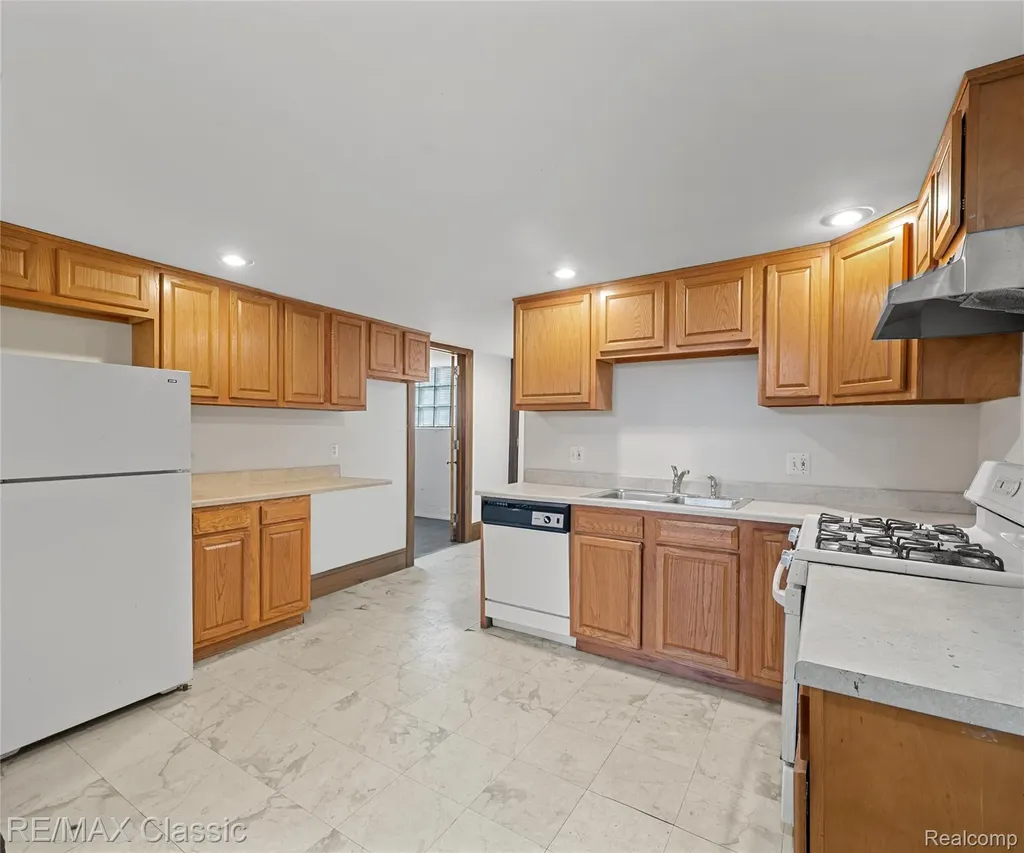 5101 Trumbull Street Detroit City MI 48208