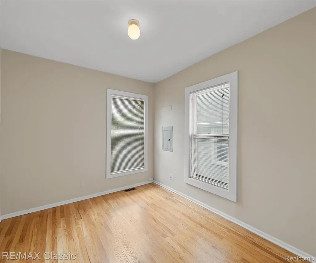 5101 Trumbull Street Detroit City MI 48208
