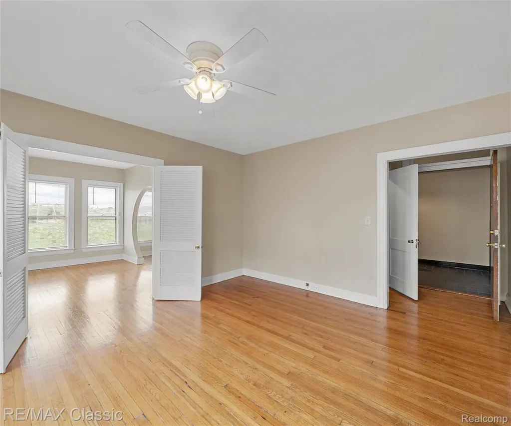 5101 Trumbull Street Detroit City MI 48208