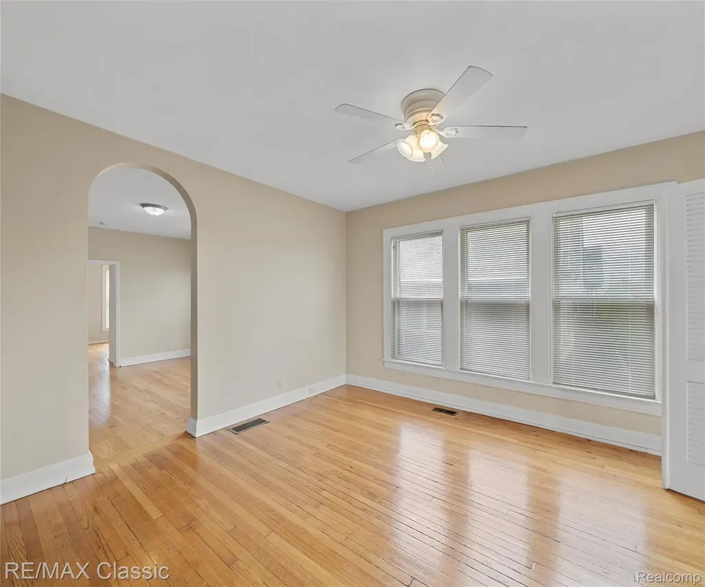 5101 Trumbull Street Detroit City MI 48208