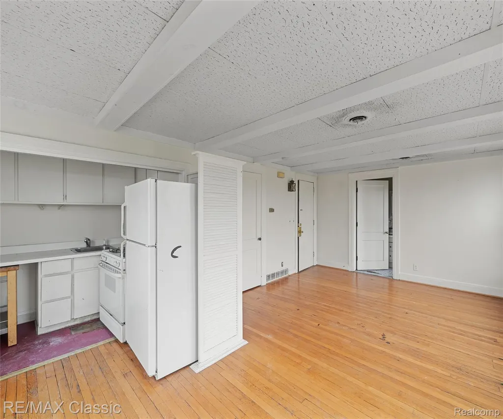 5101 Trumbull Street Detroit City MI 48208