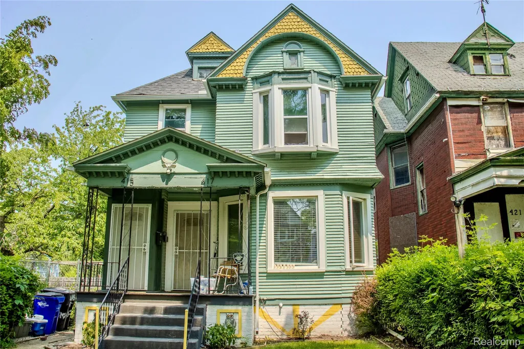 403 Mt Vernon Street Detroit City MI 48202