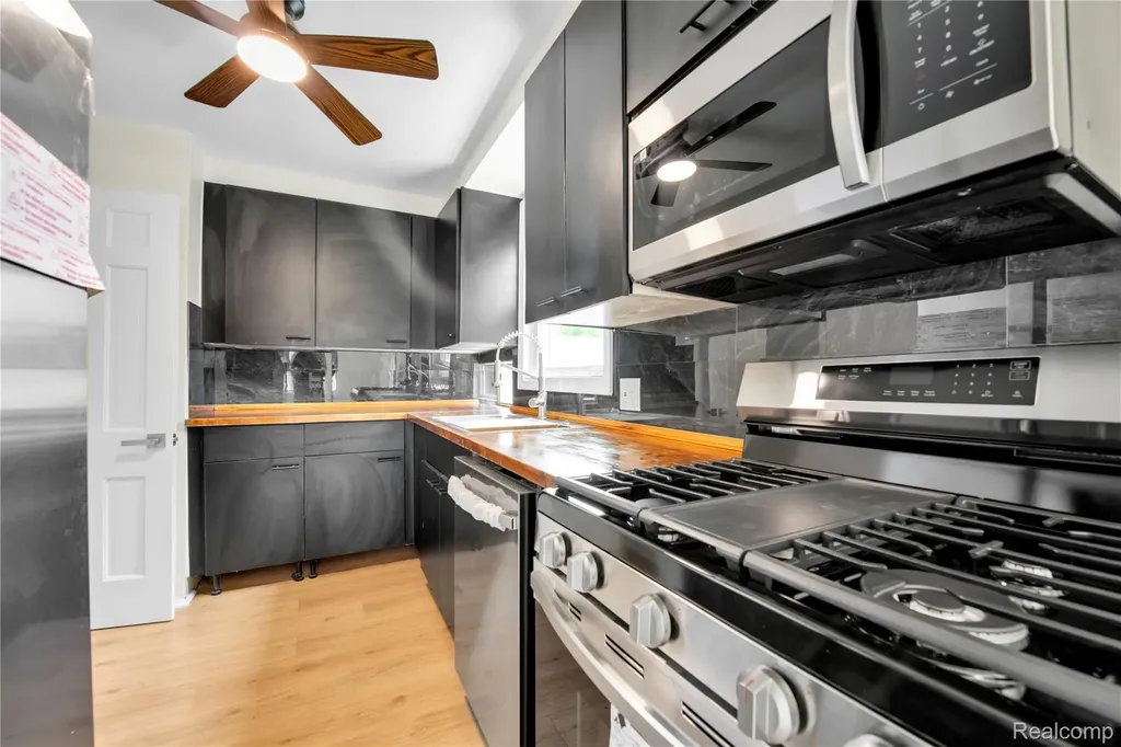 20120 Norwood Street Detroit City MI 48234