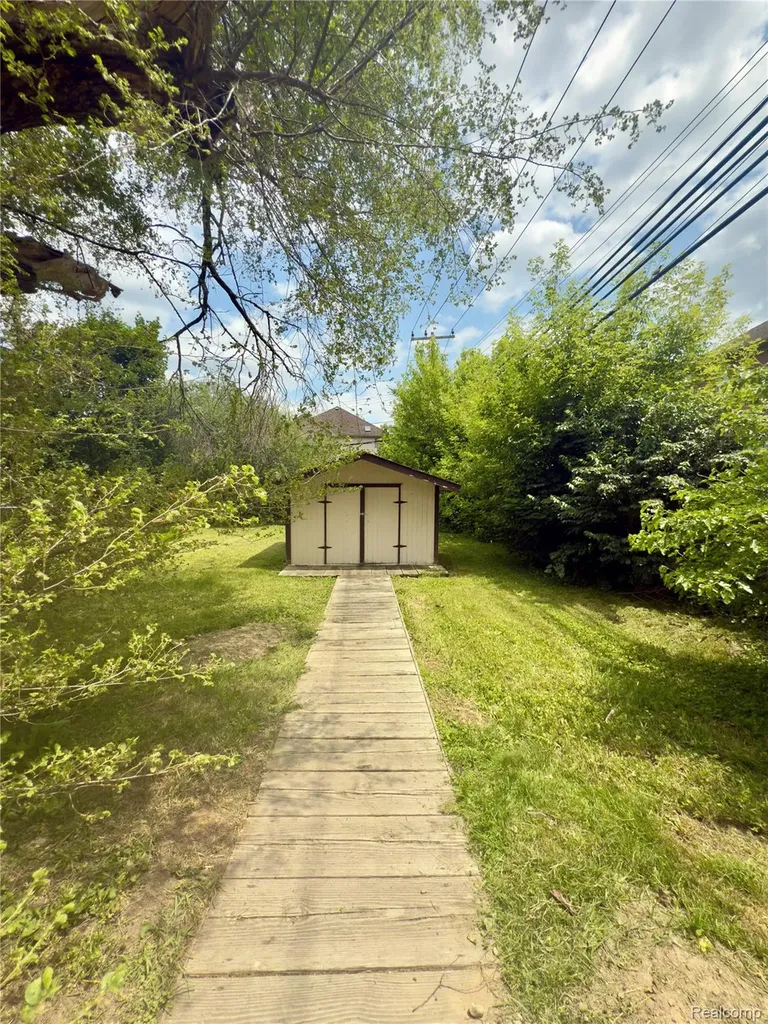 148 Rosemary Street Dearborn Heights City MI 48127