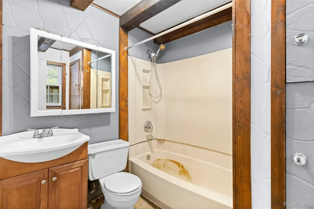 50505 Geddes Road Canton Charter Township MI 48188