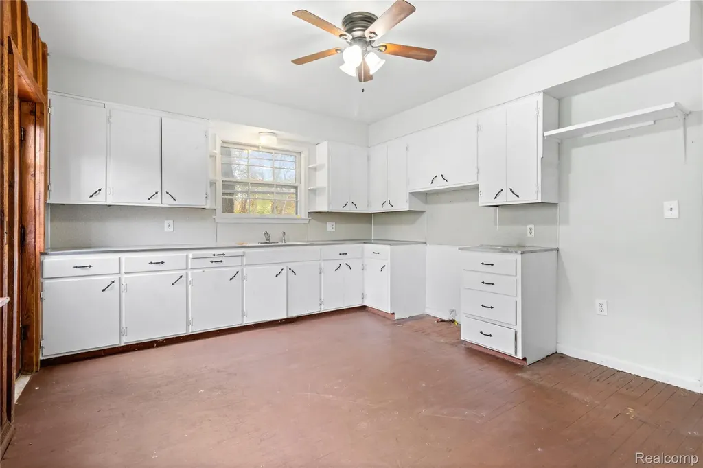 50505 Geddes Road Canton Charter Township MI 48188