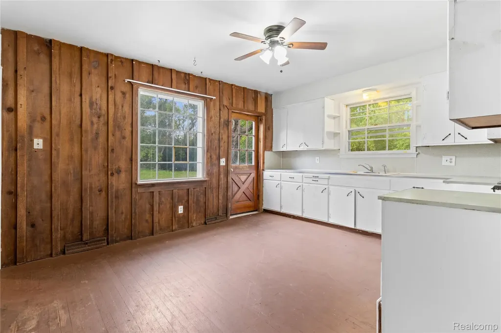 50505 Geddes Road Canton Charter Township MI 48188