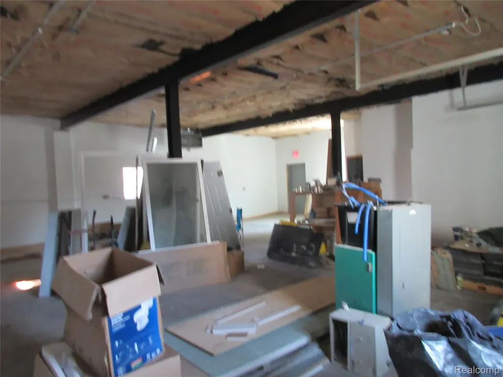 49908 Gratiot Avenue Chesterfield Township MI 48051