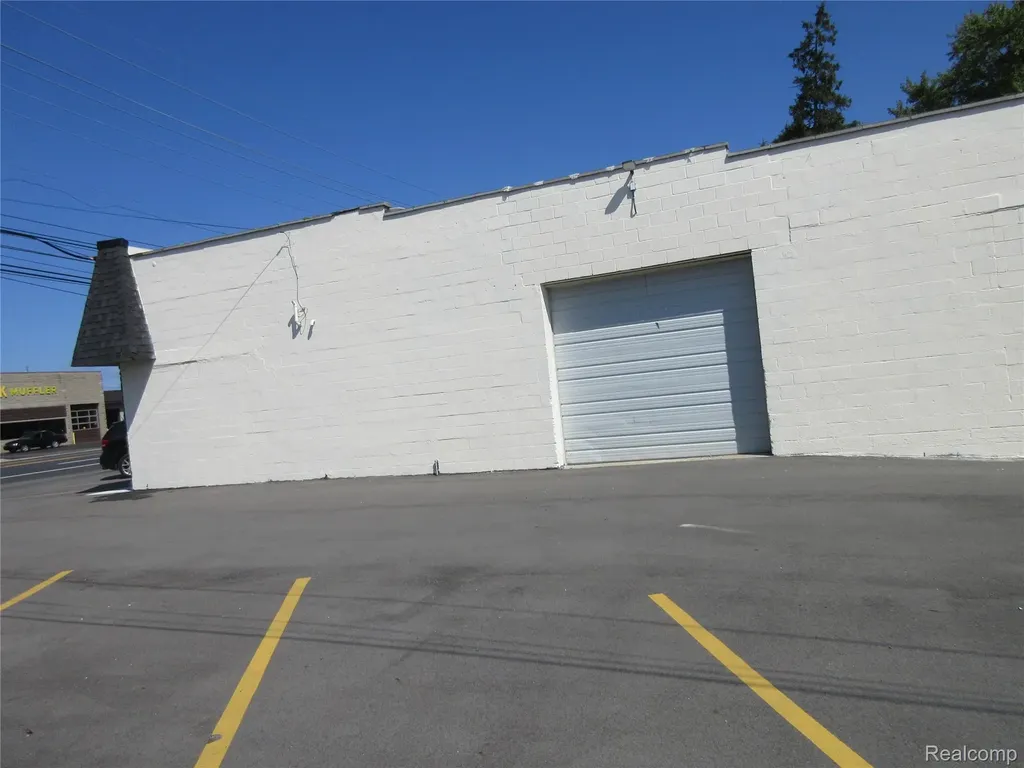 49908 Gratiot Avenue Chesterfield Township MI 48051
