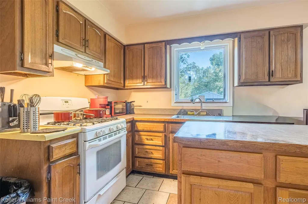 5802 Samantha Drive Beaverton City MI 48618