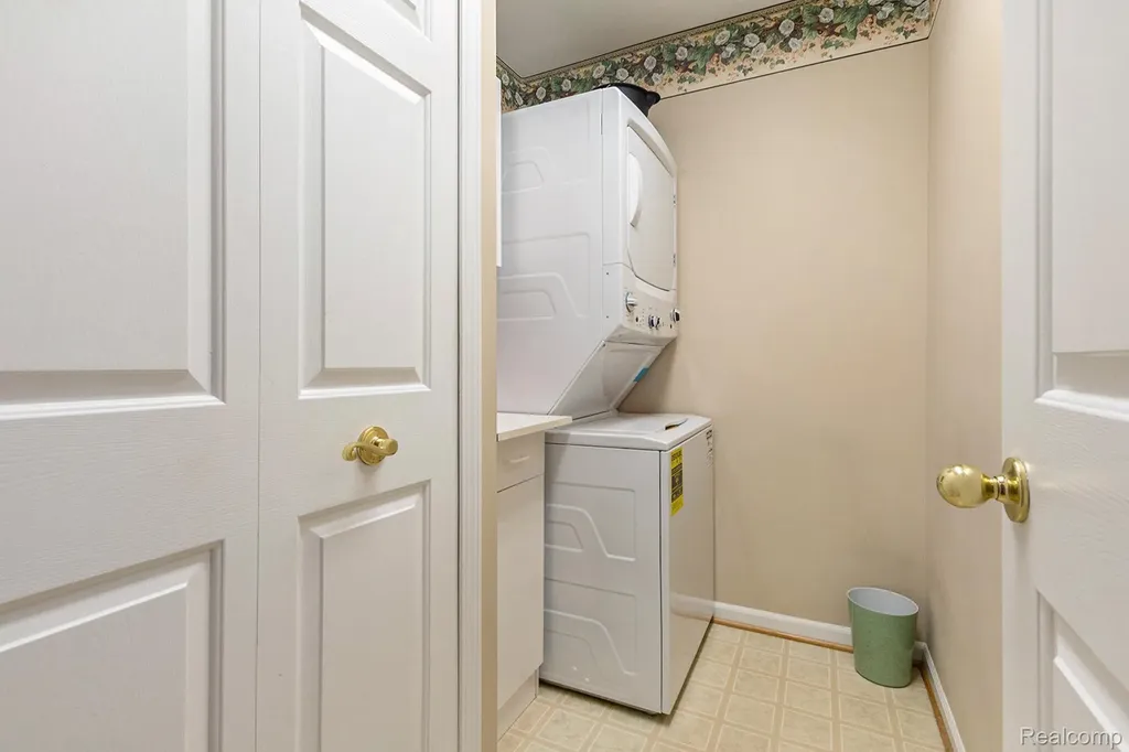 31022 Birchlawn Street Garden City City MI 48135