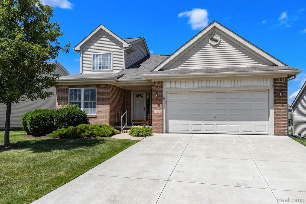 31022 Birchlawn Street Garden City City MI 48135